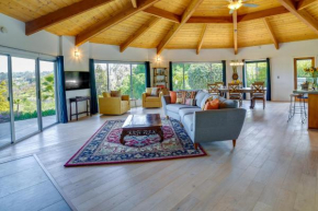 Fallbrook Home with Mountain Views Close to Hiking!